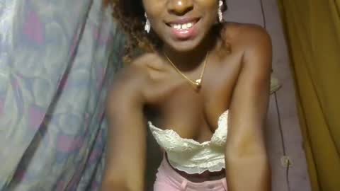 elina981 online show from April 25, 2026, 2:25 pm