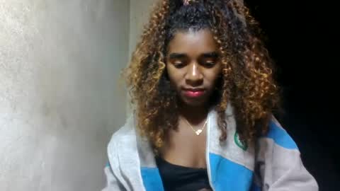Snapshot of elina981 chatting on June 21, 2026, 5:10 am elina981 online show from June 21, 2026, 5:10 am