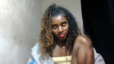 Snapshot of elina981 chatting on June 27, 2026, 11:48 am elina981 online show from June 27, 2026, 11:48 am