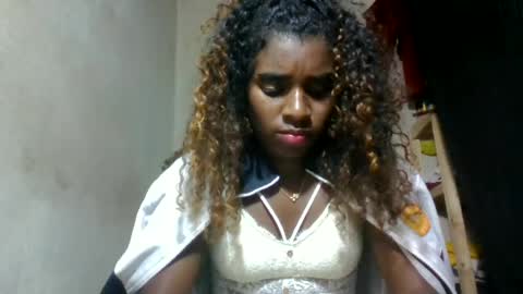 Snapshot of elina981 chatting on July 3, 2026, 7:42 pm elina981 online show from July 3, 2026, 7:42 pm