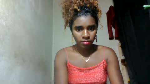 Snapshot of elina981 chatting on July 5, 2026, 2:57 pm elina981 online show from July 5, 2026, 2:57 pm