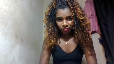 Snapshot of elina981 chatting on July 12, 2026, 6:15 am elina981 online show from July 12, 2026, 6:15 am