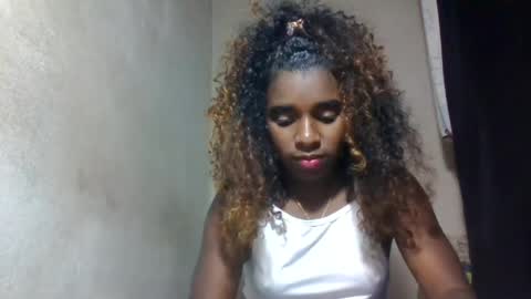 Snapshot of elina981 chatting on July 20, 2026, 3:58 pm elina981 online show from July 20, 2026, 3:58 pm