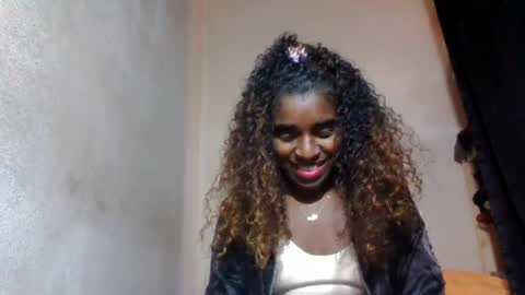 Snapshot of elina981 chatting on July 24, 2026, 9:18 am elina981 online show from July 24, 2026, 9:18 am
