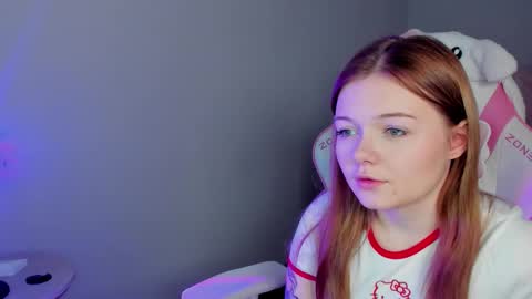 elinavale online show from February 25, 2026, 7:18 am