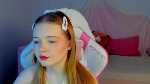 elinavale online show from May 3, 2026, 5:08 pm