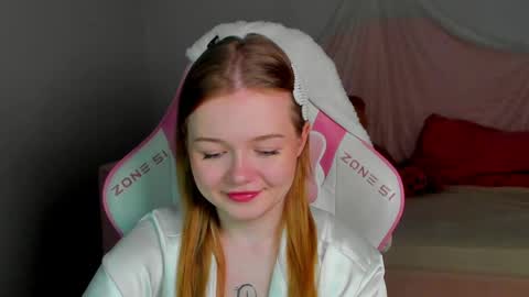 Snapshot of elinavale chatting on May 7, 2026, 4:12 pm elinavale online show from May 7, 2026, 4:12 pm