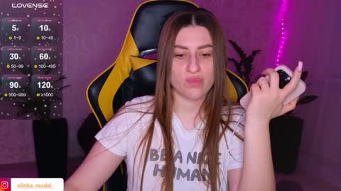 Snapshot of elinkalove chatting on January 23, 2025, 5:21 pm Elina online show from January 23, 2025, 5:21 pm