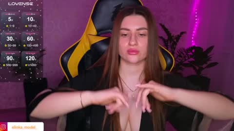 Snapshot of elinkalove chatting on January 27, 2025, 1:05 am Elina online show from January 27, 2025, 1:05 am