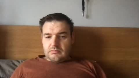 Snapshot of eliot26 chatting on December 16, 2024, 10:18 am e26 online show from December 16, 2024, 10:18 am