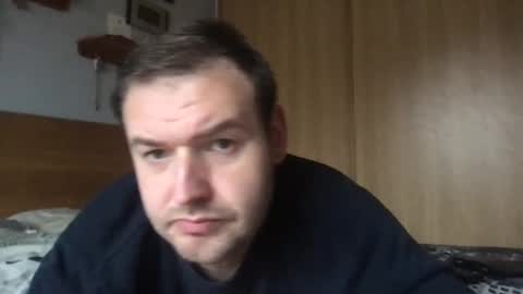 Snapshot of eliot26 chatting on December 16, 2024, 1:22 pm e26 online show from December 16, 2024, 1:22 pm