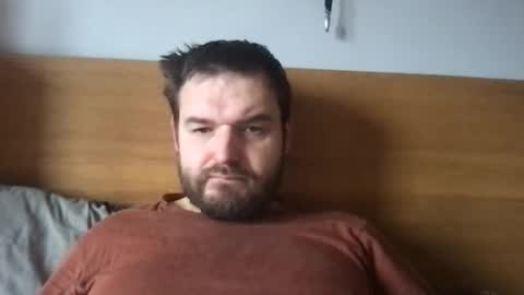 Snapshot of eliot26 chatting on January 22, 2025, 11:56 am e26 online show from January 22, 2025, 11:56 am