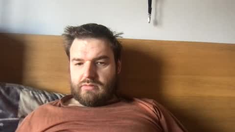 Snapshot of eliot26 chatting on February 5, 2025, 11:23 am e26 online show from February 5, 2025, 11:23 am