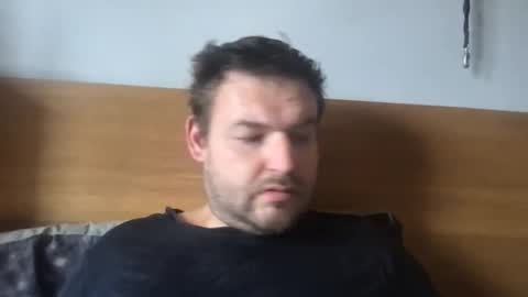Snapshot of eliot26 chatting on June 6, 2026, 9:25 am e26 online show from June 6, 2026, 9:25 am