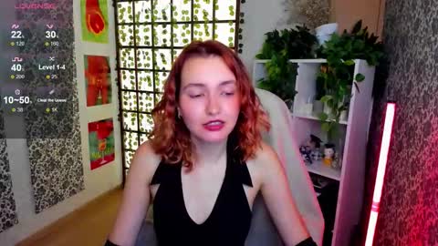 Snapshot of elis_cherry chatting on September 23, 2025, 2:03 am Elis online show from September 23, 2025, 2:03 am