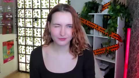 Snapshot of elis_cherry chatting on October 25, 2025, 2:19 am Elis online show from October 25, 2025, 2:19 am