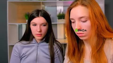 Snapshot of elis_sunny chatting on March 3, 2026, 6:19 am elis_sunny online show from March 3, 2026, 6:19 am