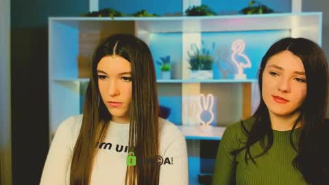 Snapshot of elis_sunny chatting on March 20, 2026, 1:05 pm elis_sunny online show from March 20, 2026, 1:05 pm