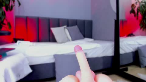 Elisa online show from January 10, 2025, 12:49 am