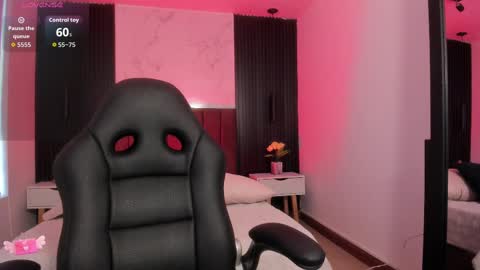 Snapshot of elisa_collins chatting on September 18, 2025, 9:17 pm ELISSA online show from September 18, 2025, 9:17 pm