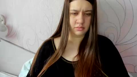 Snapshot of elisa_kollin chatting on February 9, 2025, 9:58 am Aletta Oushen online show from February 9, 2025, 9:58 am