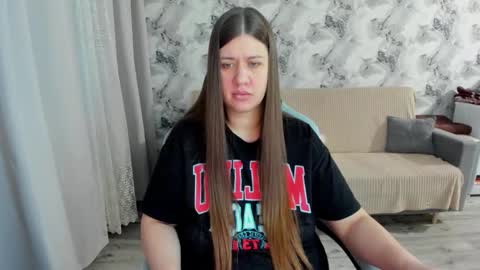 Snapshot of elisa_kollin chatting on October 10, 2025, 11:53 am Aletta Oushen online show from October 10, 2025, 11:53 am