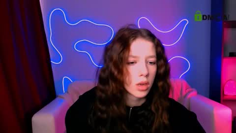 elisa_rise online show from March 17, 2026, 11:13 am