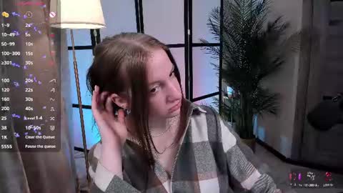 Snapshot of elisabeth_binder chatting on June 18, 2026, 3:29 am your sweet Lisa online show from June 18, 2026, 3:29 am