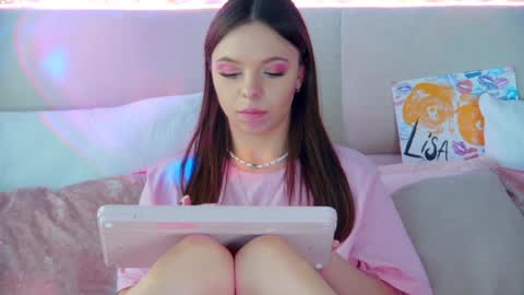 ElisabethDavis online show from January 30, 2025, 6:21 pm