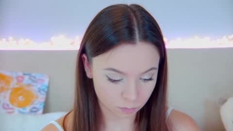 ElisabethDavis online show from February 25, 2025, 3:27 pm