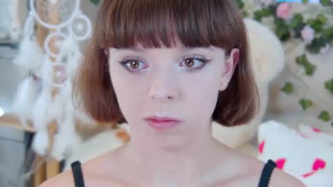 Snapshot of elisabethdavis chatting on July 16, 2026, 4:46 pm ElisabethDavis online show from July 16, 2026, 4:46 pm