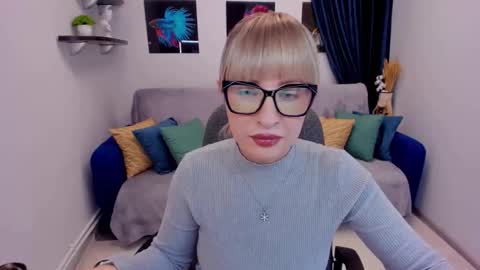 Snapshot of elisabethmills chatting on January 12, 2025, 2:30 pm Elisabeth online show from January 12, 2025, 2:30 pm