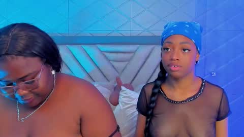 Snapshot of elisabettamonroy chatting on November 25, 2025, 9:59 pm elisabettamonroy online show from November 25, 2025, 9:59 pm