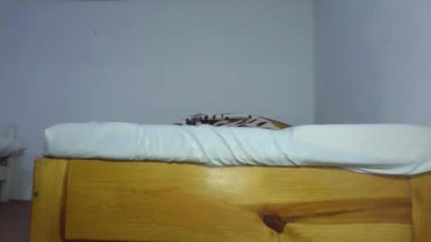 elisacich online show from February 28, 2026, 7:15 pm