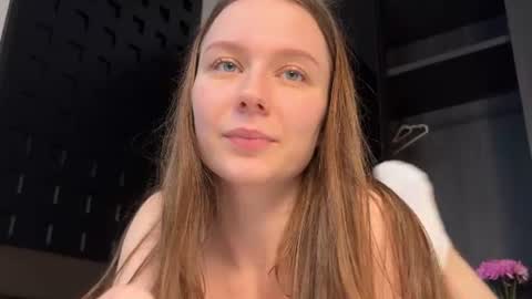 Snapshot of elisadikotti chatting on June 30, 2026, 12:22 am elisadikotti online show from June 30, 2026, 12:22 am