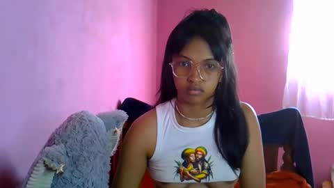 Snapshot of elisah01 chatting on June 2, 2026, 6:04 am elisah01 online show from June 2, 2026, 6:04 am