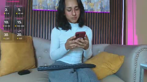 Elisa Sue online show from July 2, 2026, 4:07 am