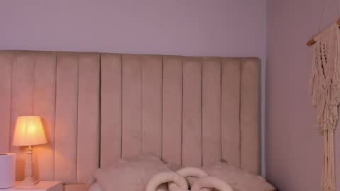 Elise diamond online show from April 30, 2026, 12:39 am