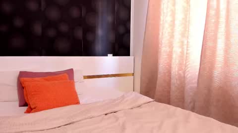 Elly online show from March 4, 2026, 9:37 am