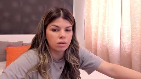 Elly online show from March 12, 2026, 10:43 am