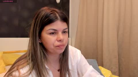 Snapshot of elisetyler89 chatting on May 9, 2026, 7:08 pm Elly online show from May 9, 2026, 7:08 pm