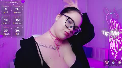 Snapshot of eliss_mystery chatting on November 28, 2025, 5:26 pm Eliss online show from November 28, 2025, 5:26 pm