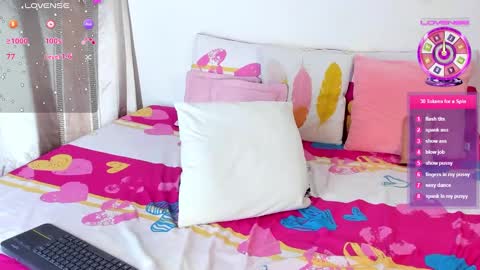 Snapshot of eliss_sweet chatting on February 25, 2025, 10:18 pm Elissabeth online show from February 25, 2025, 10:18 pm