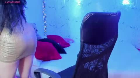 E L I S S A online show from July 7, 2026, 2:14 am