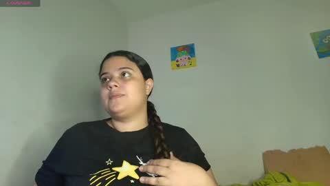 Snapshot of elivanegas chatting on May 1, 2026, 2:05 am Eli Vanegas online show from May 1, 2026, 2:05 am