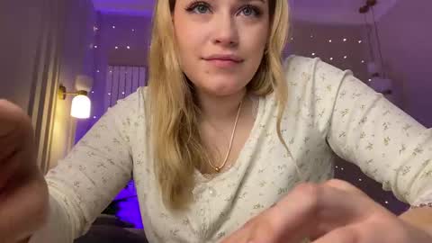 Stephanie online show from February 21, 2026, 10:44 pm