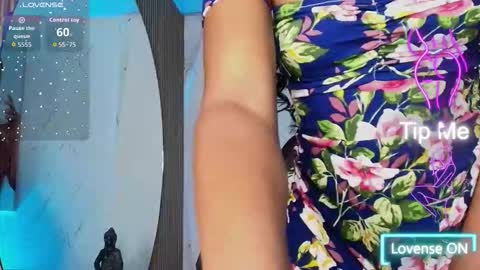 Snapshot of eliza_eup69 chatting on November 22, 2025, 8:19 pm ELIZA online show from November 22, 2025, 8:19 pm
