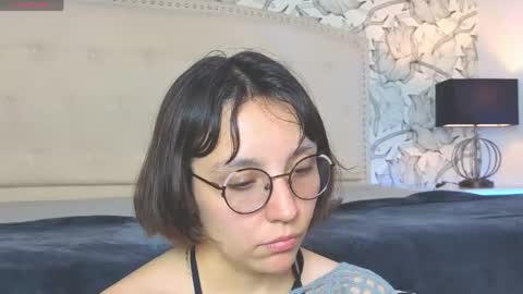 Eliza online show from April 22, 2026, 8:21 pm