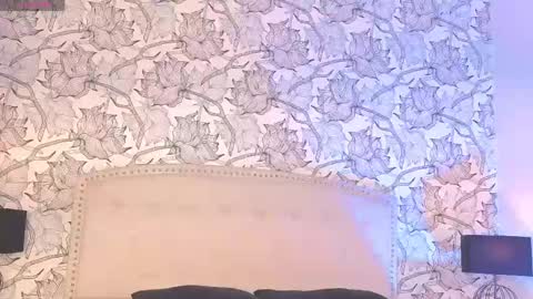 Eliza online show from May 1, 2026, 7:29 pm
