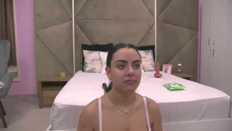 Snapshot of eliza_ibara chatting on November 1, 2025, 5:53 am Eliza online show from November 1, 2025, 5:53 am